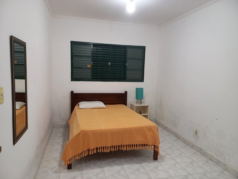 Linda casa c/churrasqueira na praia PerequêAçu 057