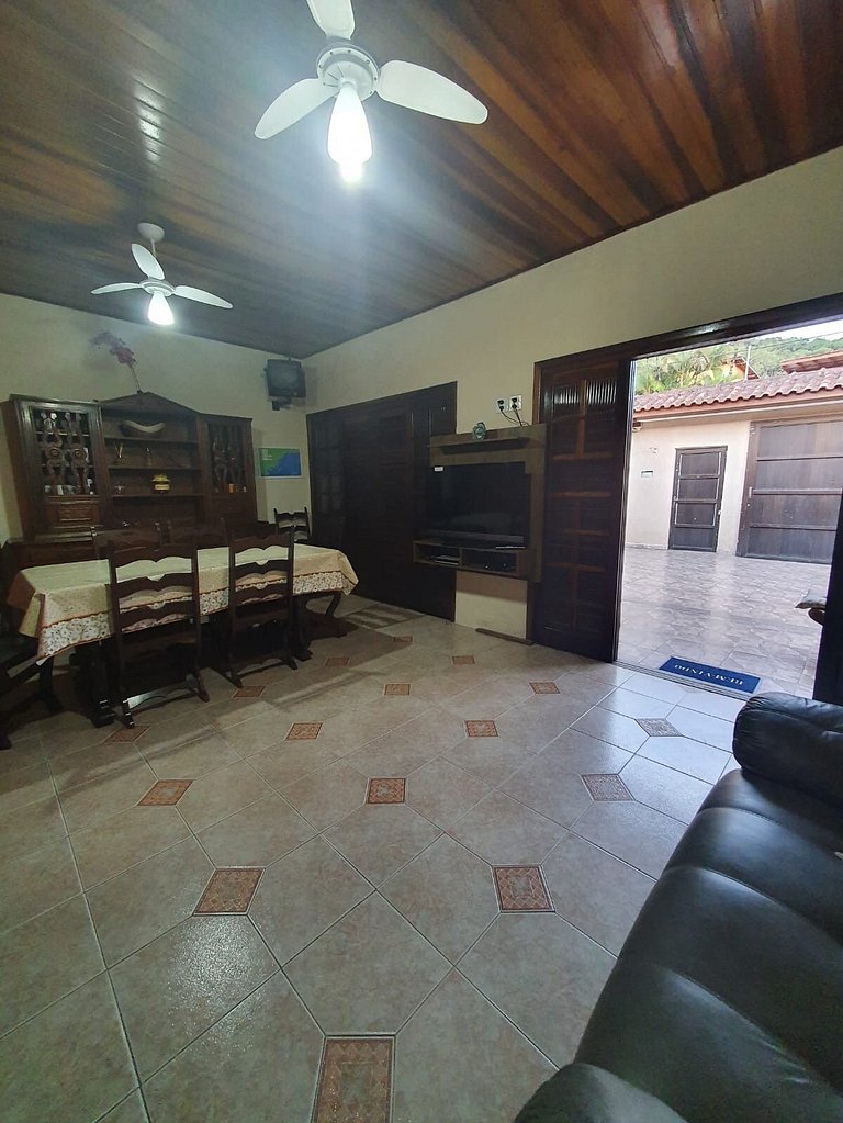 Casa de praia em Ubatuba com churrasqueira 040