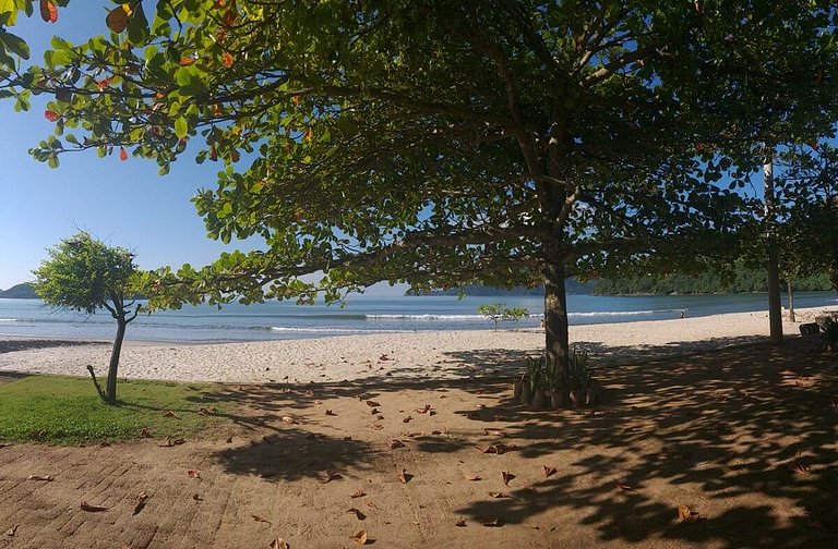 Casa de praia em Ubatuba com churrasqueira 040