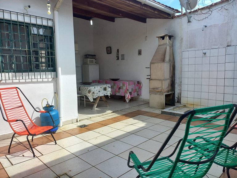 Linda casa c/churrasqueira na praia PerequêAçu 057