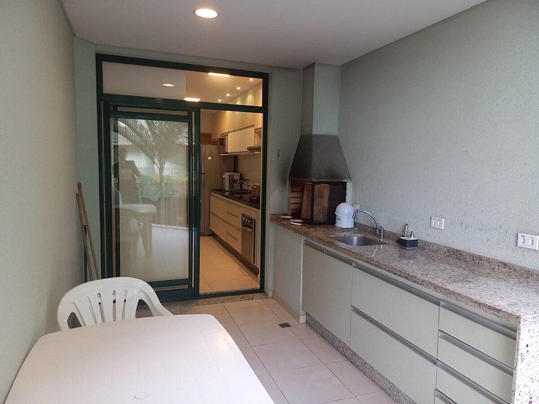 Apartamento no melhor condomínio de Ubatuba 043