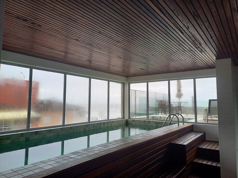 Apartamento com jacuzzi e vista mar Bambu 083