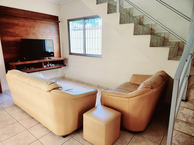 Casa pertinho do mar e com churrasqueira 101