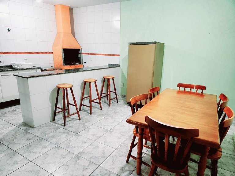 Casa pertinho do mar e com churrasqueira 101
