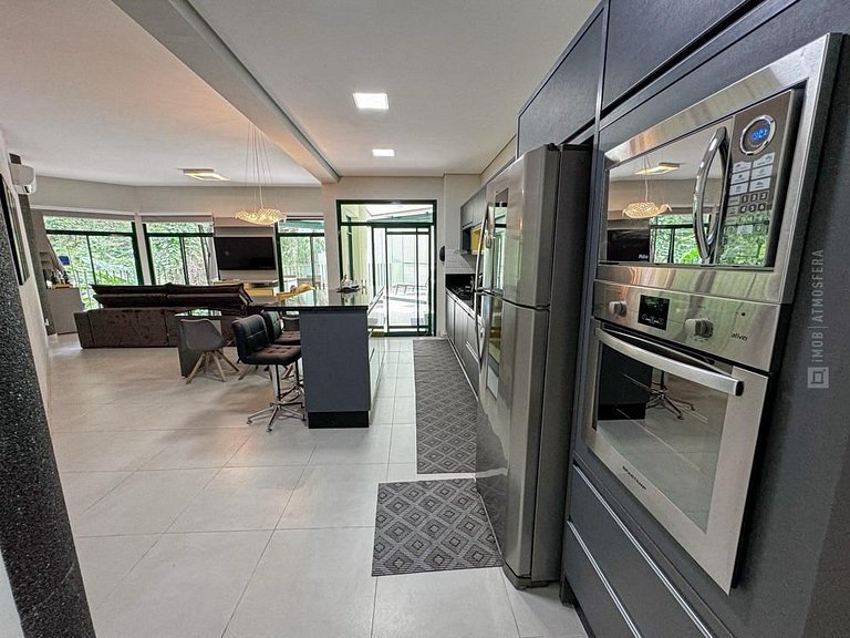 Apartamento com jacuzzi no Reserva DNA 104