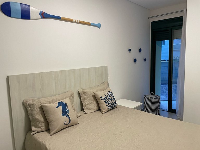 Apartamento com churrasqueira e jardim no DNA105