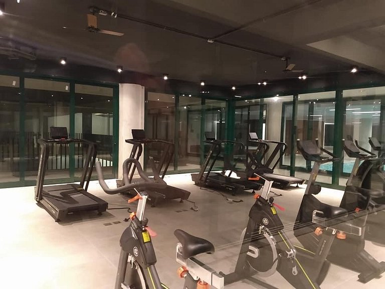 Lindo apartamento de 1 suíte DNA 110