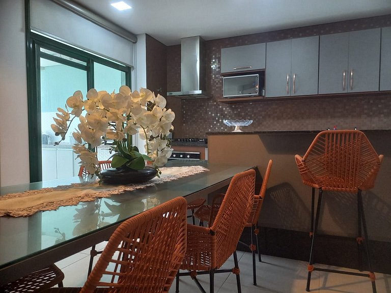 Apartamento com vista mar DNA108