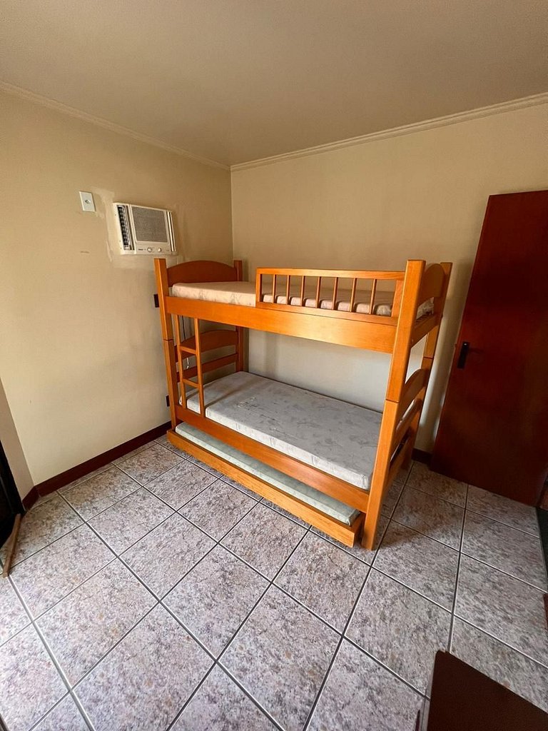 Casa c/ 4 quartos pertinho da praia - Praia Grande de Ubatub