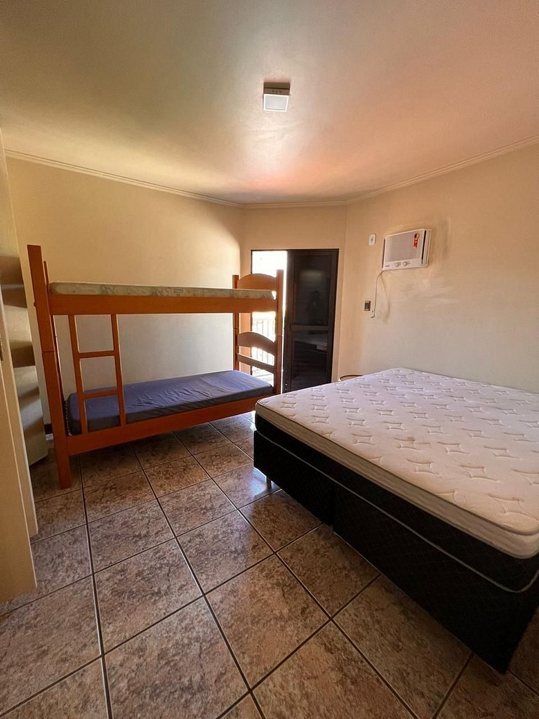 Casa c/ 4 quartos pertinho da praia - Praia Grande de Ubatub