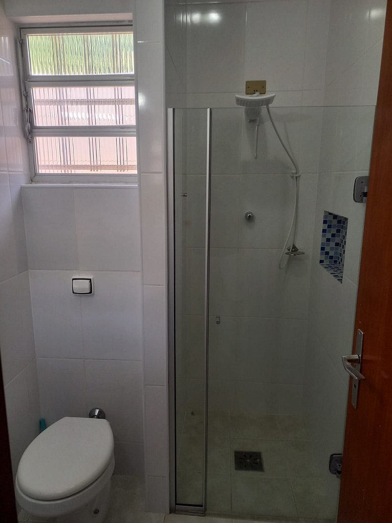 Linda casa com churrasqueira Praia Grande 120