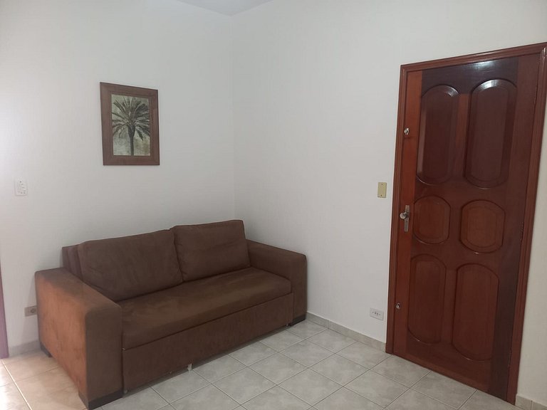 Linda casa com churrasqueira Praia Grande 120