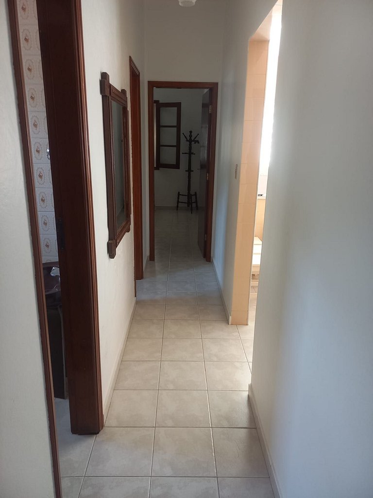 Linda casa com churrasqueira Praia Grande 120