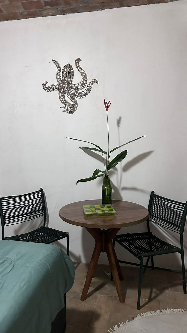 Linda casa com piscina e churrasqueira PM122
