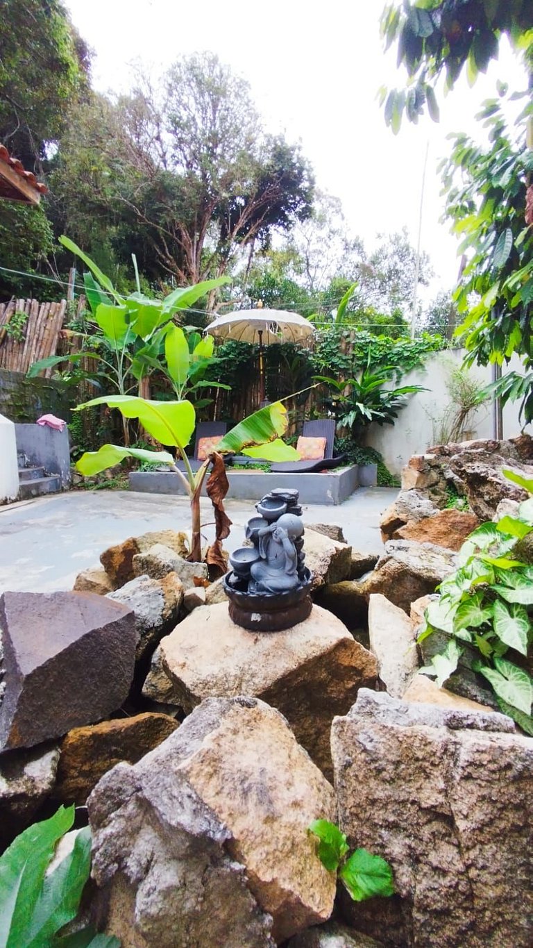 Linda casa com piscina e churrasqueira PM122
