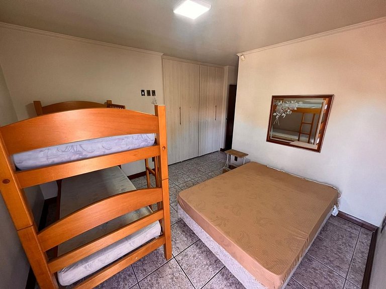 Casa c/ 4 quartos pertinho da praia - Praia Grande de Ubatub